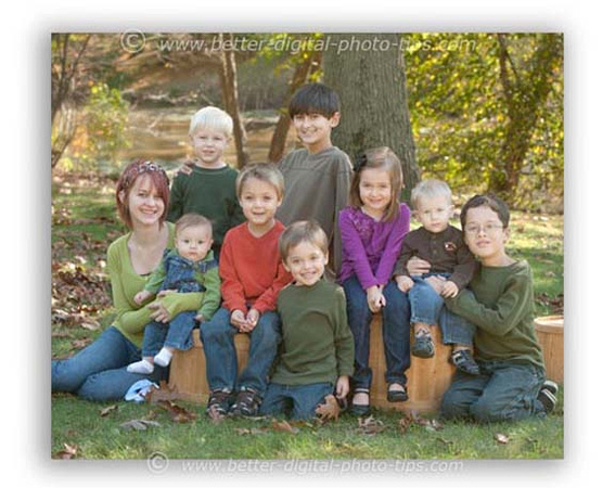 Outdoor-family-portraits-cousins